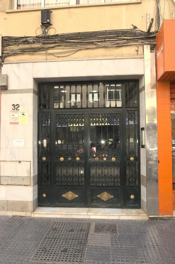 Habitacion En El Corazon Del Centro De Малага Экстерьер фото